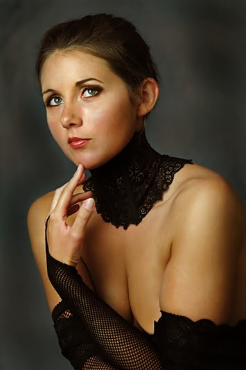 Female model photo shoot of Lynn D by Fine Art Creations