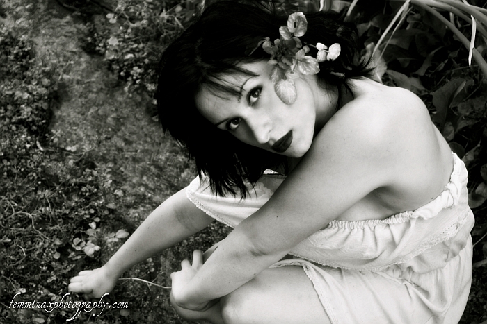 Female model photo shoot of Zarita De LaMort