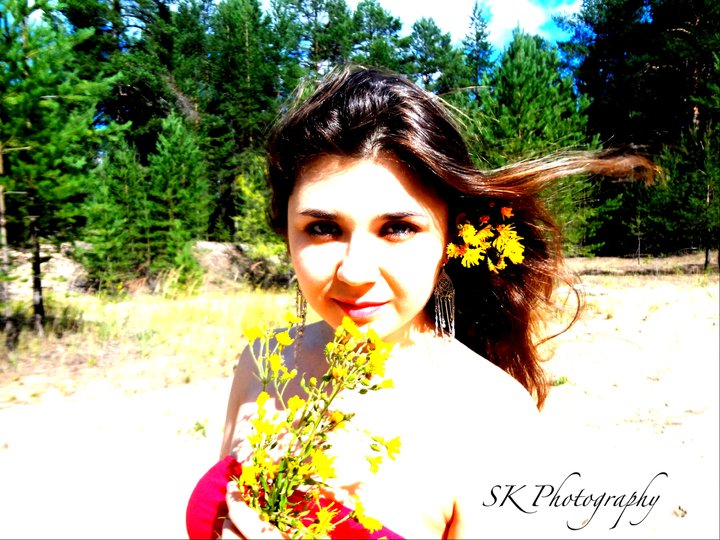 Female model photo shoot of Sophia Kaminskaya