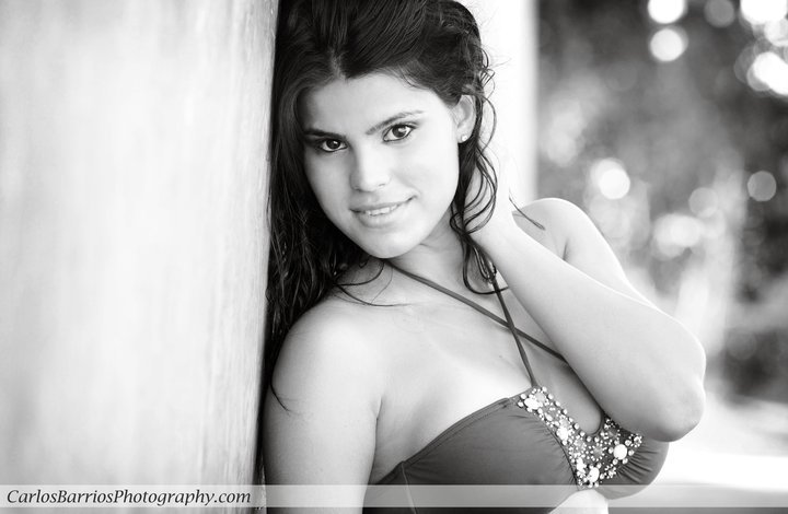 Female model photo shoot of Rosely Pinares by Carlos Barrios