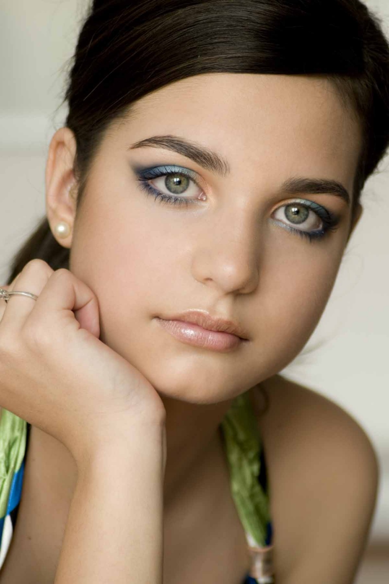 Female model photo shoot of Makeup by Gigi P