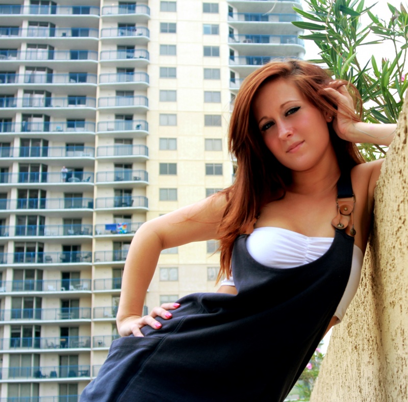 Female model photo shoot of Saundra Smith in Myrtle Beach