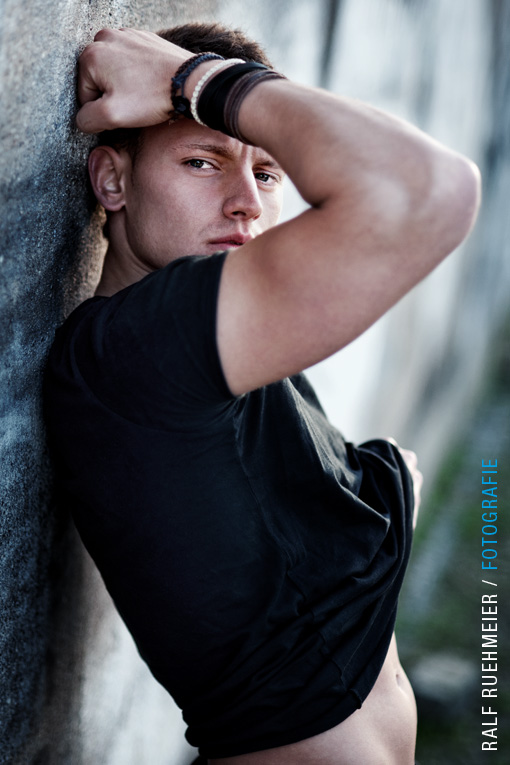 Male model photo shoot of Ralf Ruehmeier in Berlin