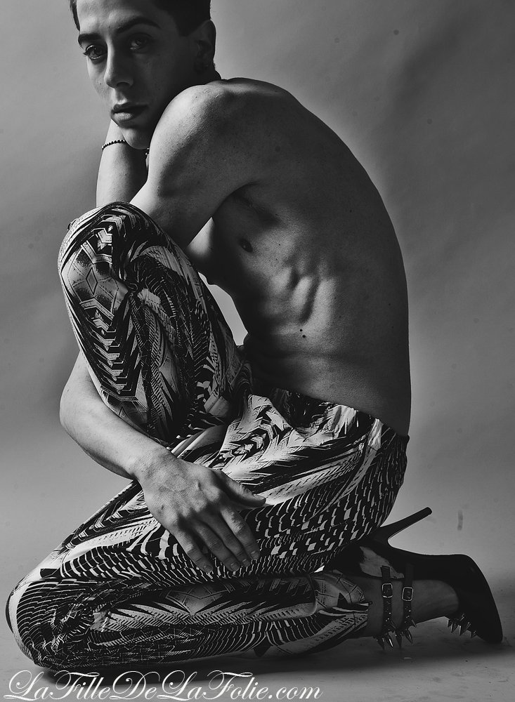 Male model photo shoot of Matteo Decay by LaFilleDeLaFolie