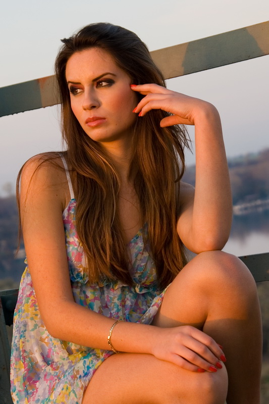 Female model photo shoot of Alexandra Petreaca