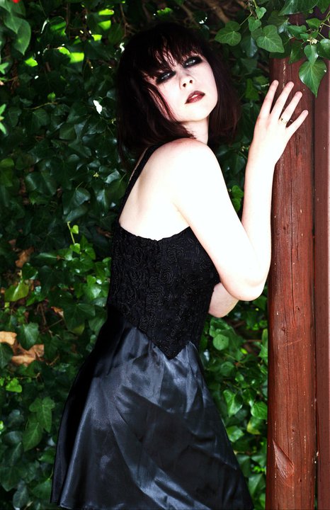 Female model photo shoot of Amy Lucas 