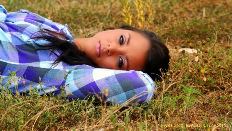 Female model photo shoot of Ashli Ezzell