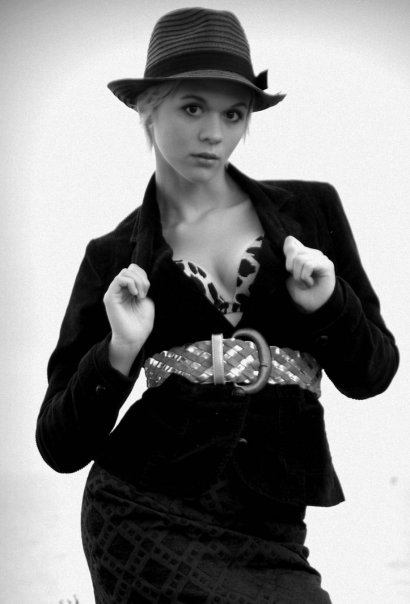 Female model photo shoot of Beth Pixie Hopkins