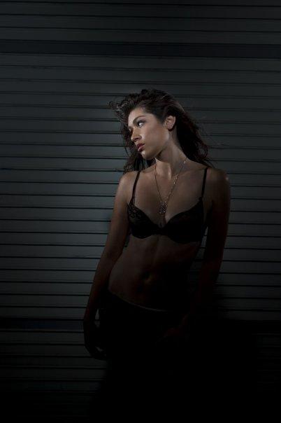 Female model photo shoot of Melissa Heredia