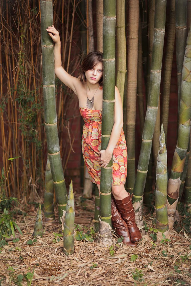 Female model photo shoot of Julissa Moreno