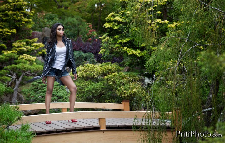 Female model photo shoot of Nalisha Prasad in Japanese Tea Garden, San Francisco