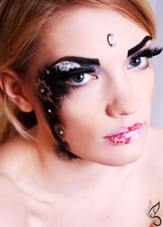 Female model photo shoot of A Simpson Photography and Laura  Brown, makeup by Natalie Makeup Artistry