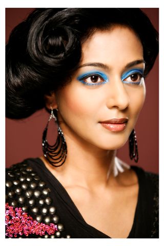 Female model photo shoot of Lakshmi - in Stockport