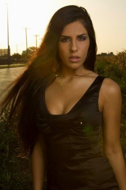 Female model photo shoot of Mahsa PK