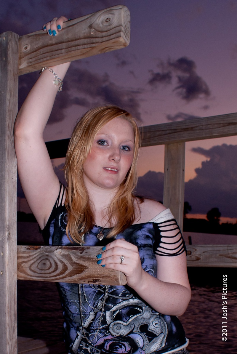 Female model photo shoot of cheirlisa