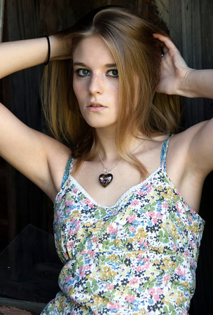 Female model photo shoot of Heather Gibbs