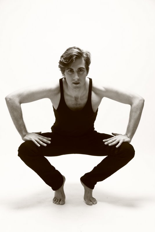 Male model photo shoot of Sasha Kavalex