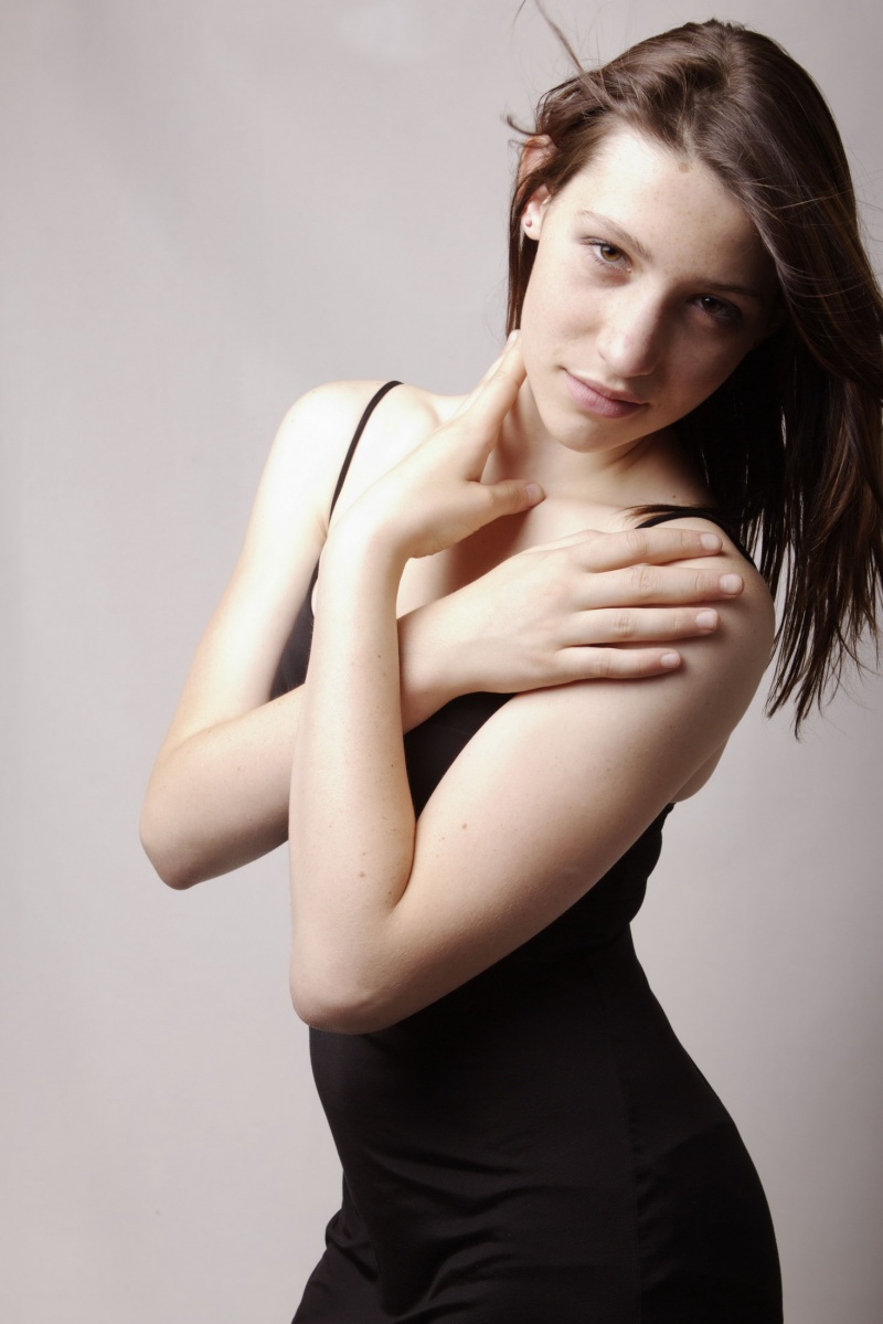 Female model photo shoot of Maddy Thornton by Ystudio