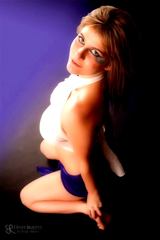 Female model photo shoot of Mandiiee Moo by Blaine Riddles, retouched by Mandiiee Moo Editing