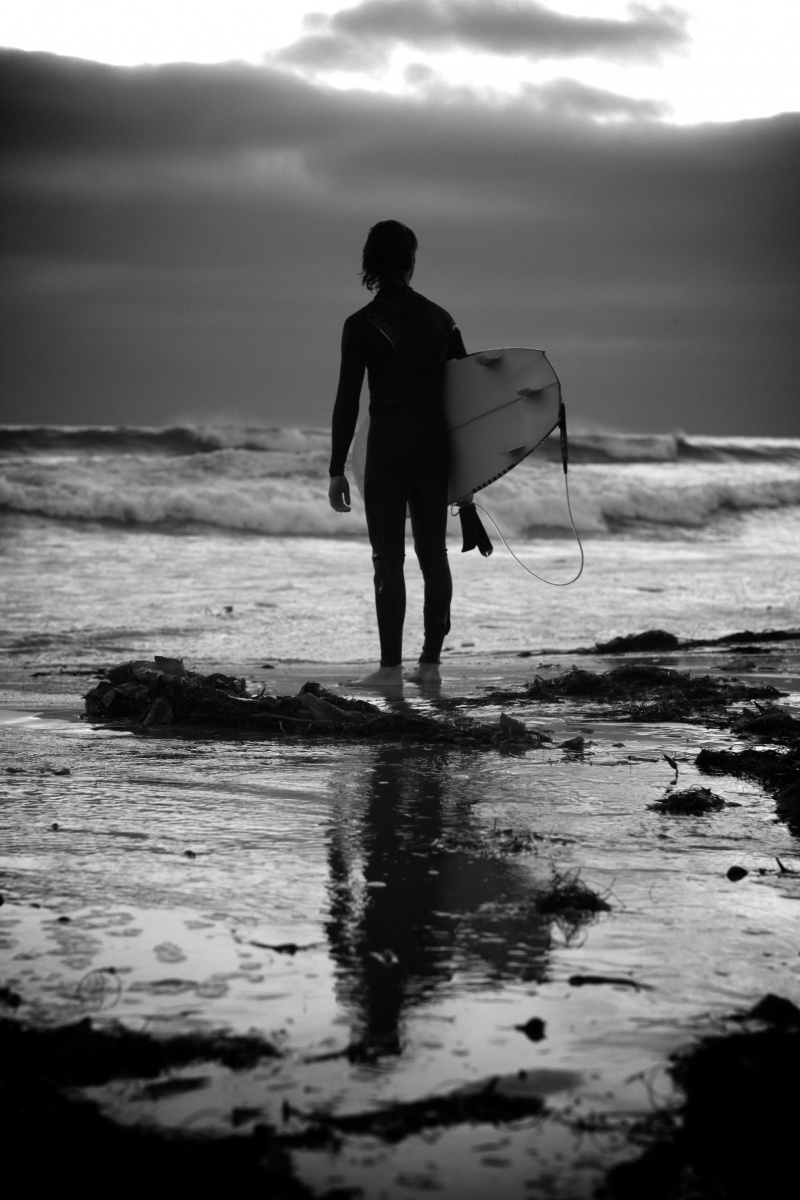 Male model photo shoot of Oscar Alvarado in Pacific Beach San Diego CA
