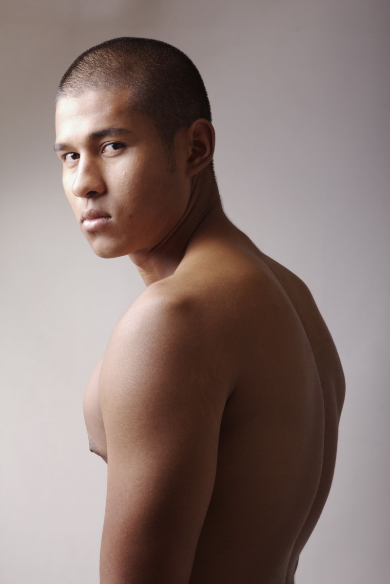 Male model photo shoot of DavidLy by Ystudio