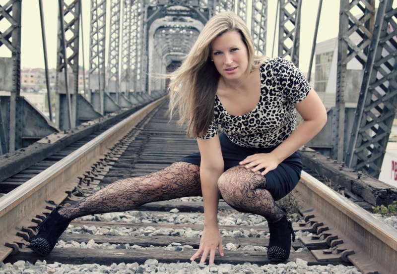 Female model photo shoot of Bethany Houston