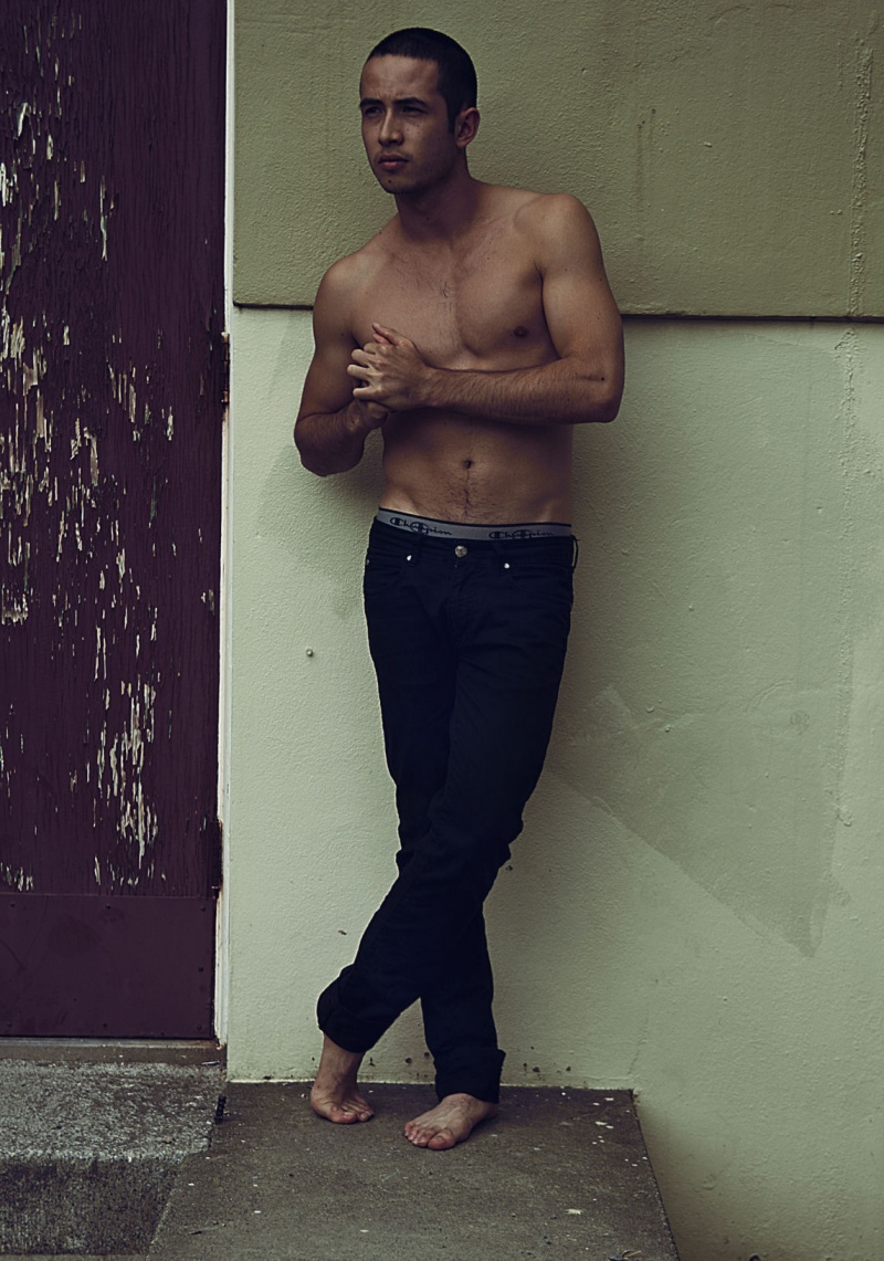 Male model photo shoot of Anthony Jairouxx