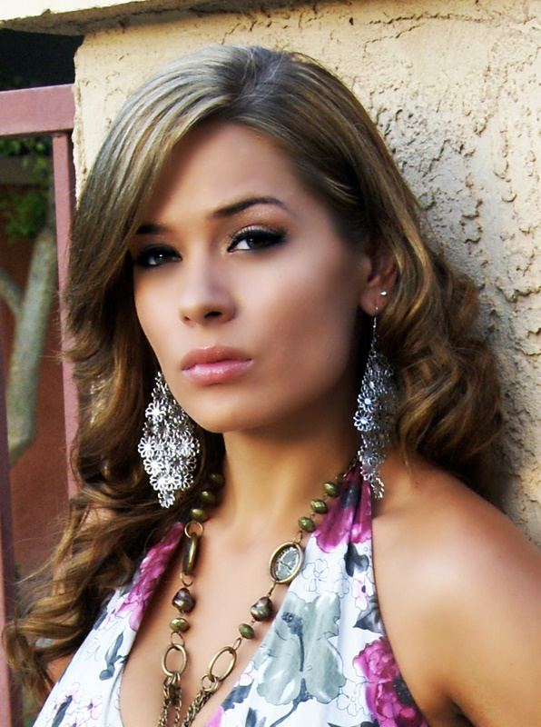 Female model photo shoot of Bianca Medina in tolleson