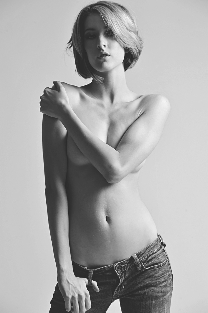 Female model photo shoot of KelinJane by H B P
