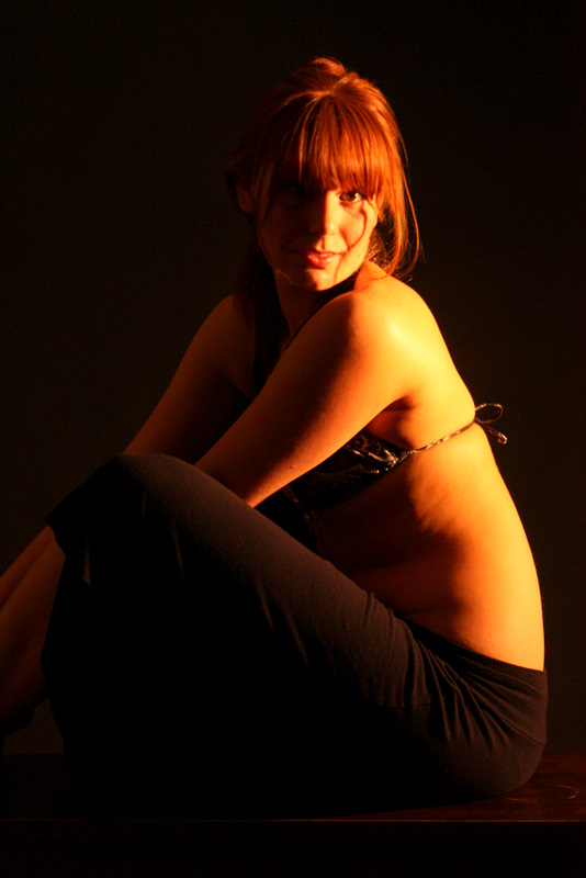Female model photo shoot of dgjfkhgihdhvuydtd