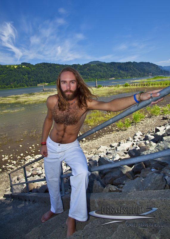 Male model photo shoot of Barefoot Flash by Ismael Barrera in Oregon