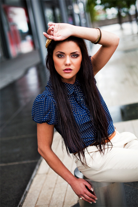 Female model photo shoot of Renataa