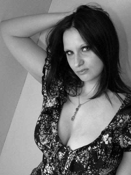 Female model photo shoot of strawberry_halyna