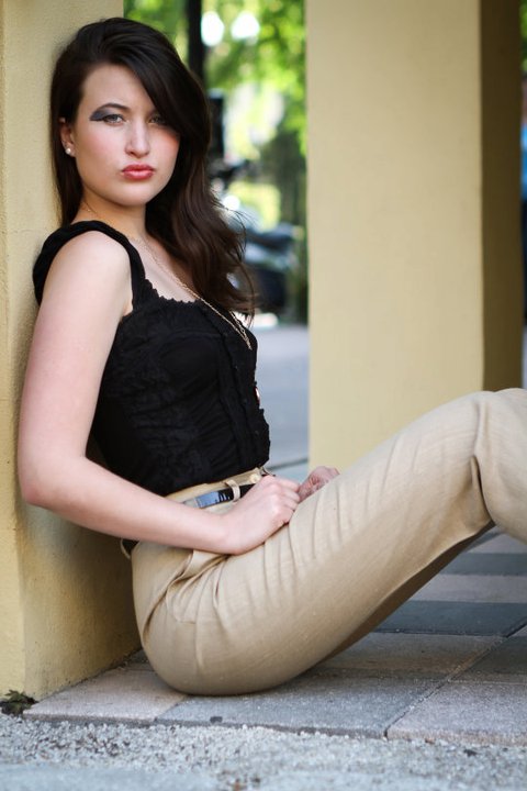 Female model photo shoot of Bella Lauren in Thorton Park, FL