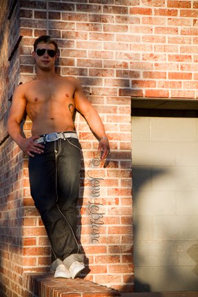 Male model photo shoot of Derek Hutchins