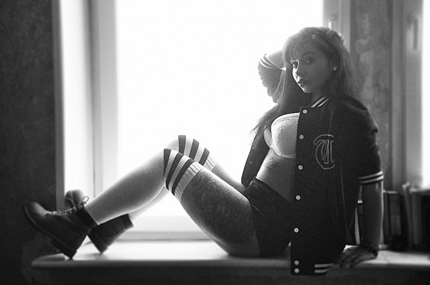 Female model photo shoot of xKARYx