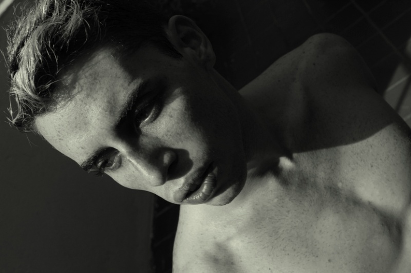 Male model photo shoot of Kristopher Aleman