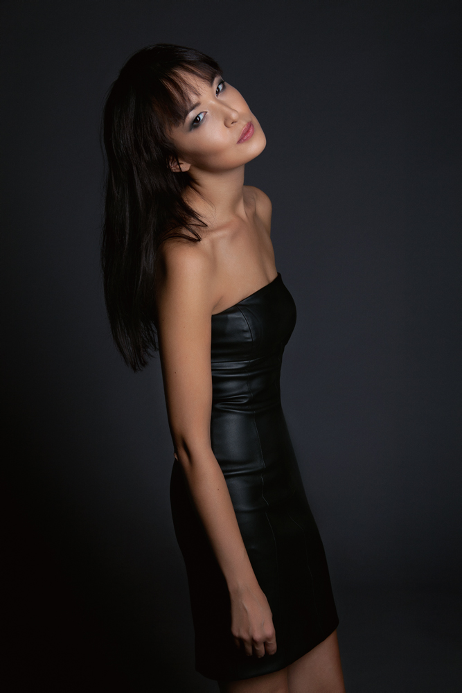 Female model photo shoot of Alfiya K