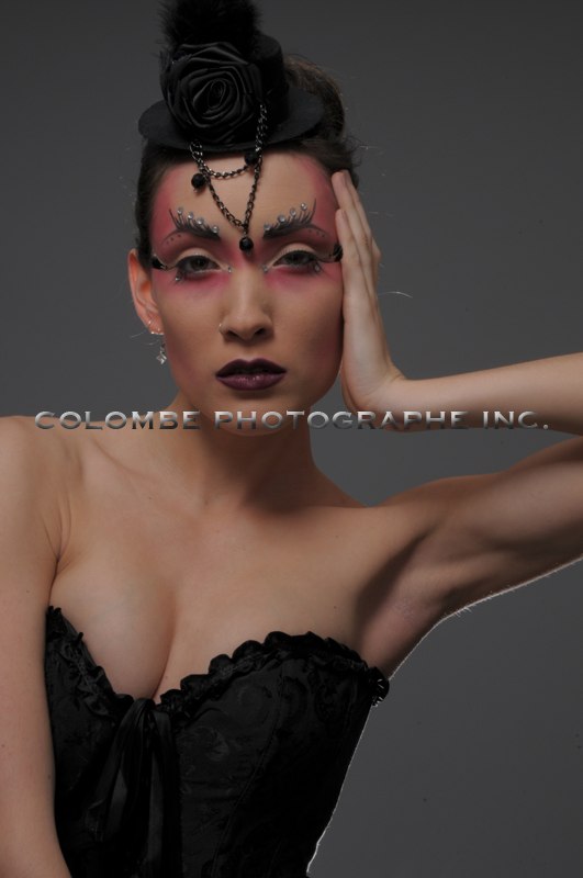 Female model photo shoot of Roxanne De Serres in lasalle college