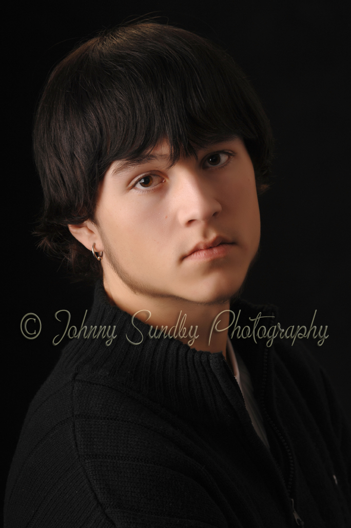 Male model photo shoot of Brennan Gray