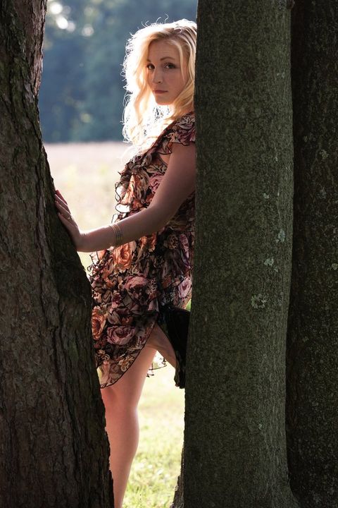 Female model photo shoot of Kelli Lyn by Zinc Photography in Valley Forge National Park