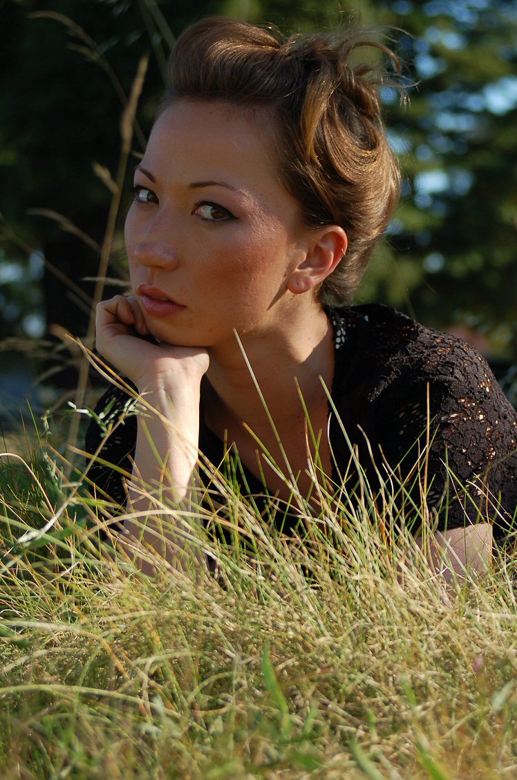 Female model photo shoot of Lara Ann Allison