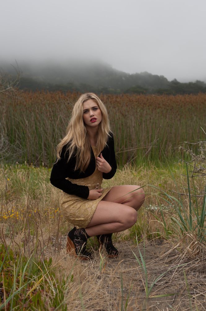 Female model photo shoot of Ragabond in Pacifica, CA