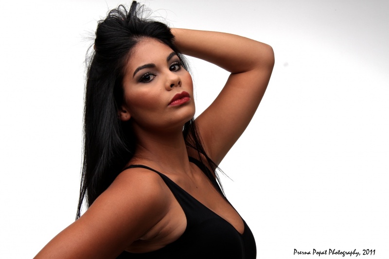 Female model photo shoot of Prerna Popat