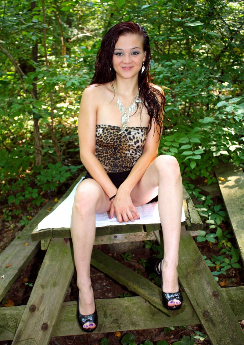 Female model photo shoot of Robin W1 by Perry Finch Media in Park !