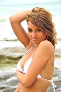 Female model photo shoot of Jadeine Crisp in Ewa Beach