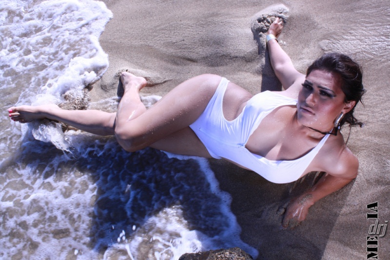 Female model photo shoot of Becka Stamos in Diamond Head