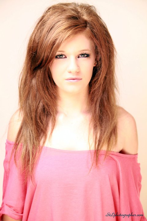 Female model photo shoot of Redhead3