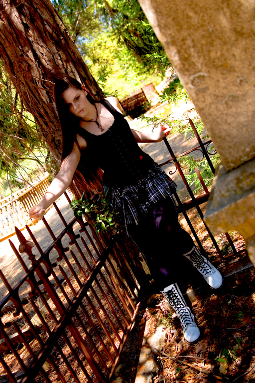 Female model photo shoot of Alice Ulv Darkly by Chapman Photography AGD in Columbia