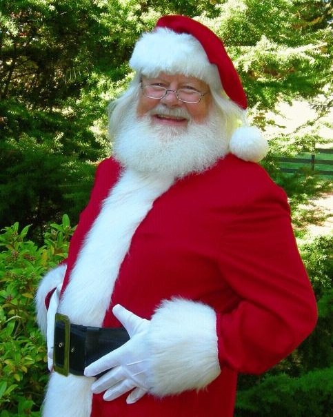 Male model photo shoot of Santa Tom in Snohomish, WA